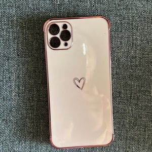 11 pro max heart case